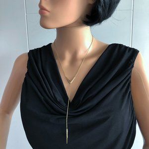 Long V necklace